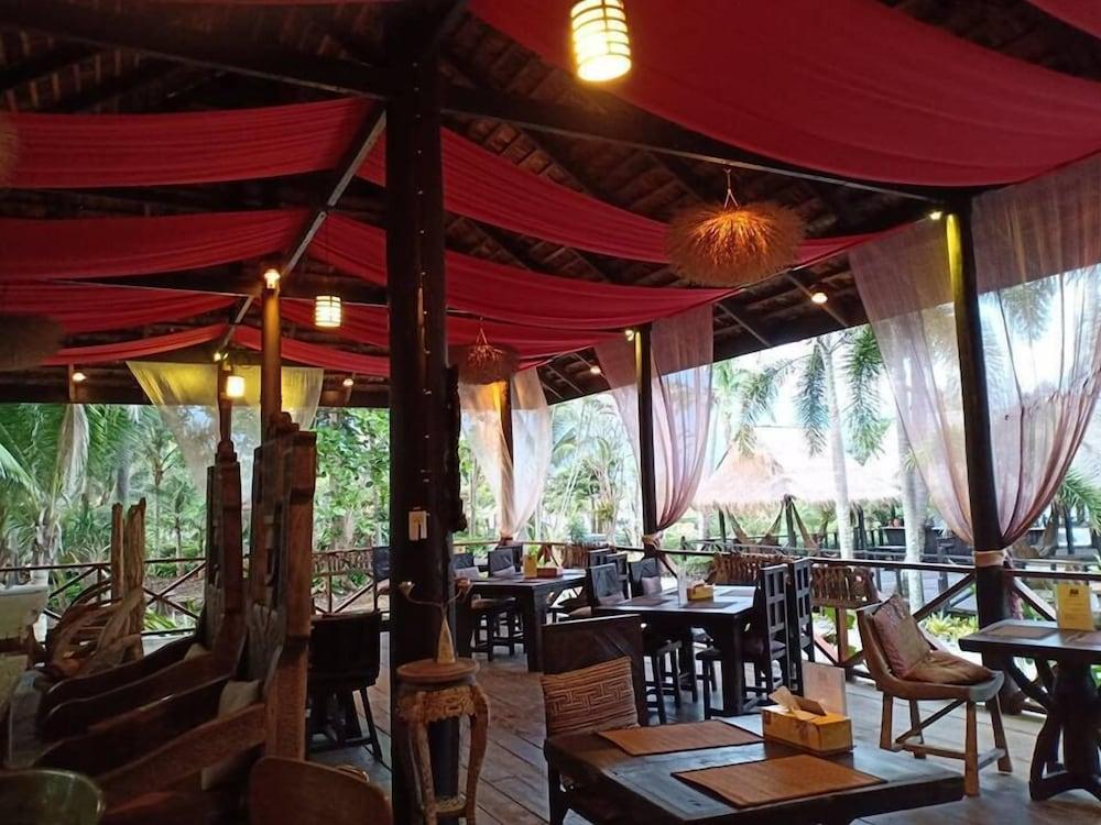 Nirvana Resort Koh Chang Bang Bao Beach Exterior photo