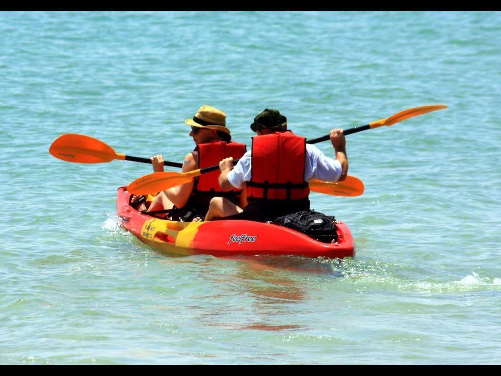 Nirvana Resort Koh Chang Bang Bao Beach Exterior photo