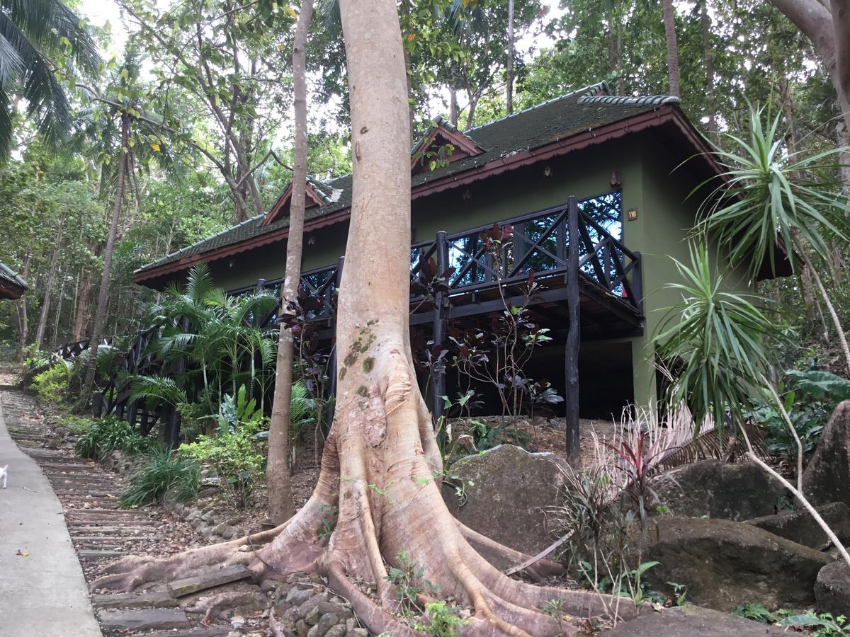 Nirvana Resort Koh Chang Bang Bao Beach Exterior photo