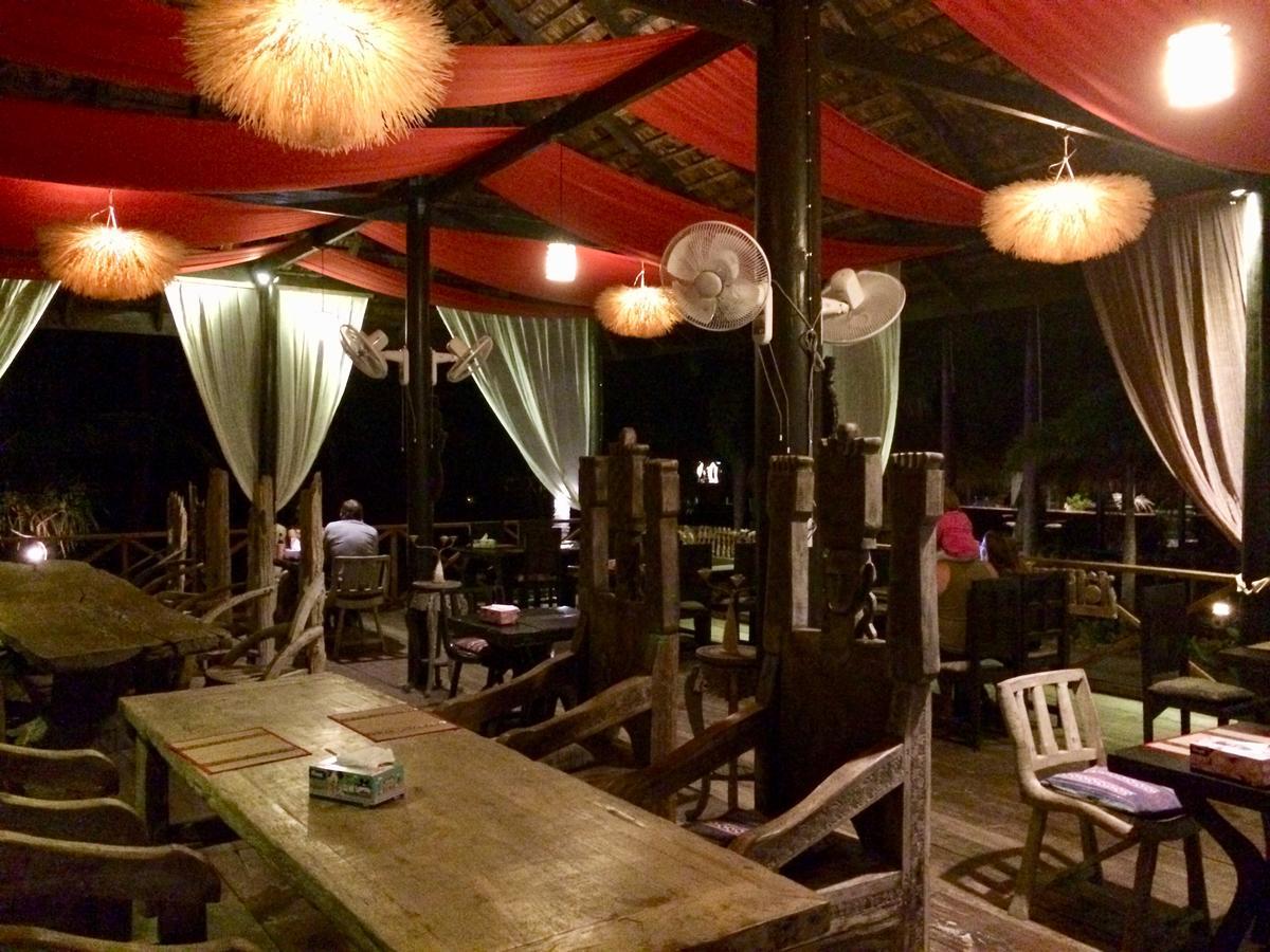 Nirvana Resort Koh Chang Bang Bao Beach Exterior photo